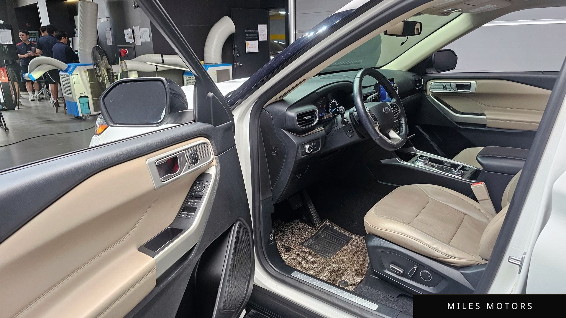 Ford Explorer 2020 — миниатюра 10