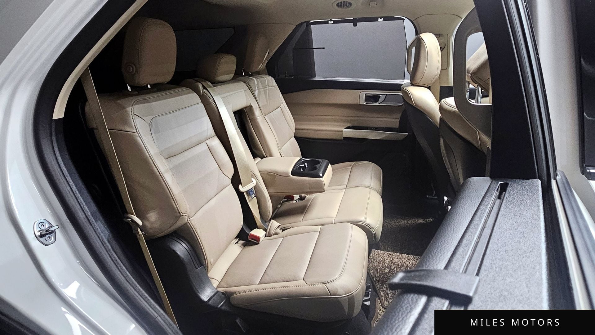 Ford Explorer 2020 — миниатюра 12