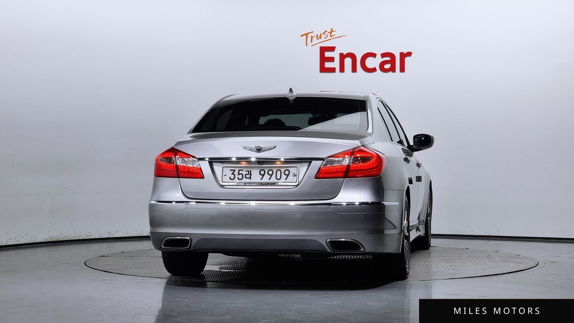 Hyundai Genesis 2013 — миниатюра 4