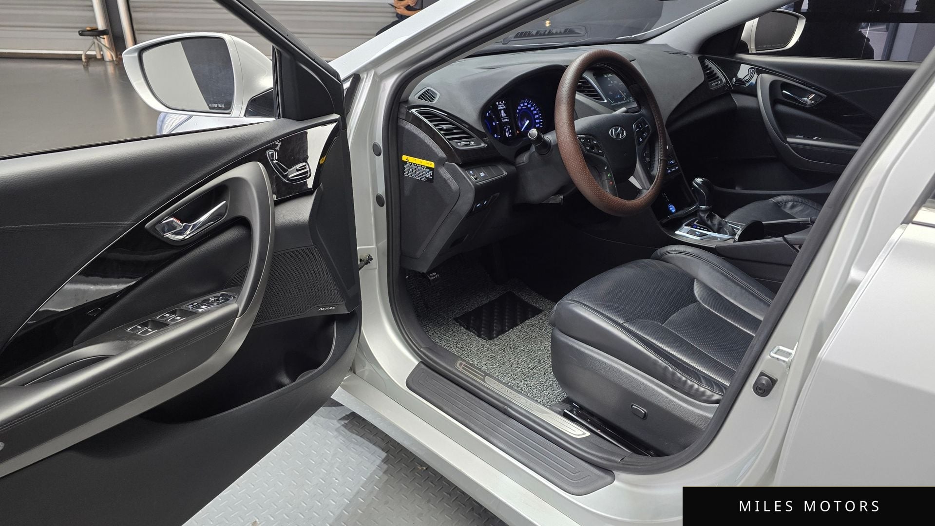 Hyundai Grandeur 2015 — миниатюра 11