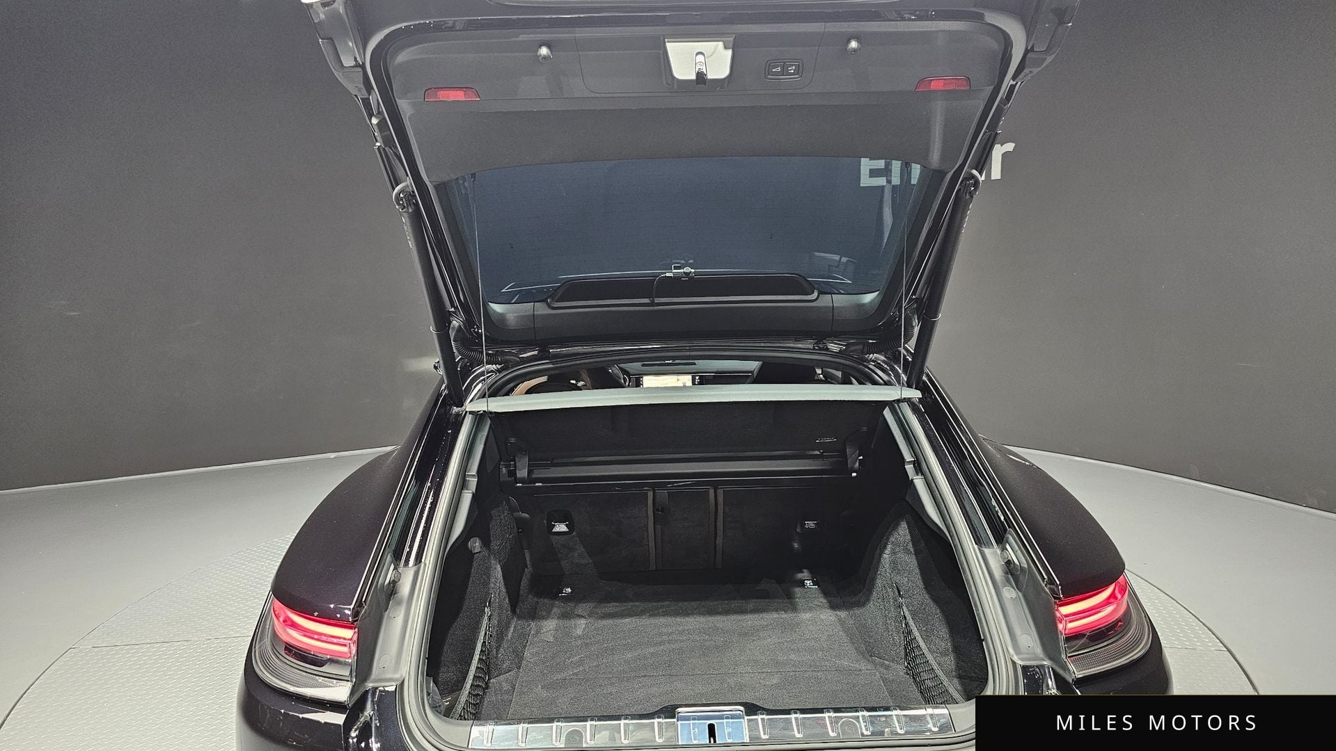 Porsche 파나메라 (971) 2023 — миниатюра 20