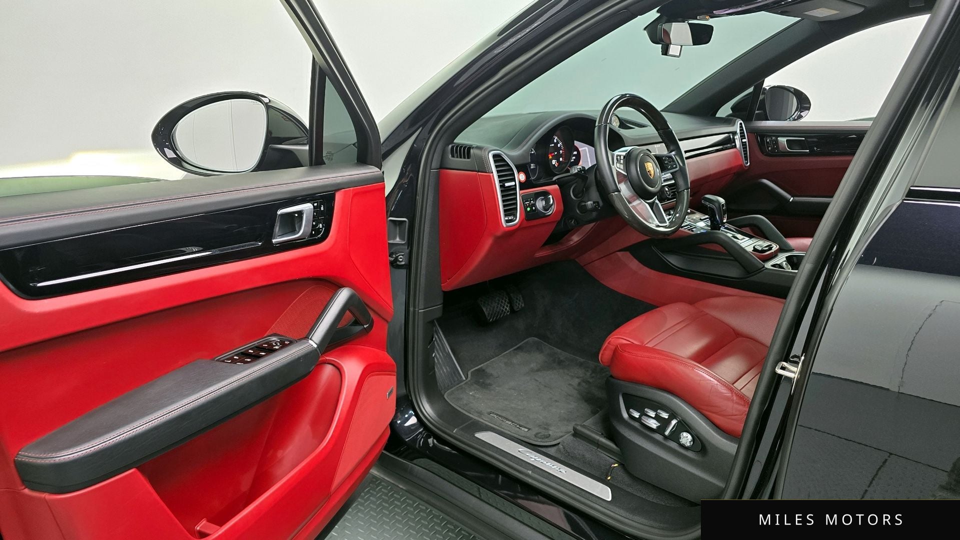 Porsche Cayenne 2020 — миниатюра 11