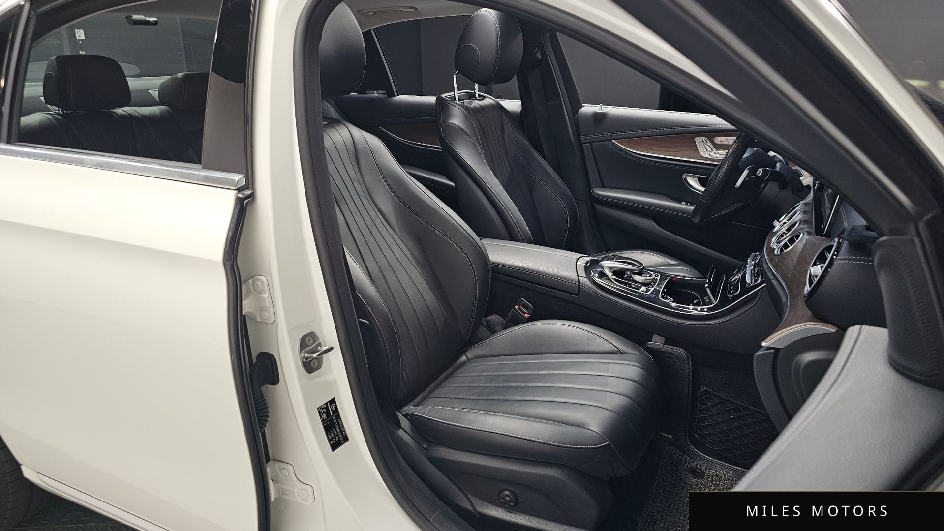 Mercedes-Benz E-Class W213 2017 — миниатюра 10
