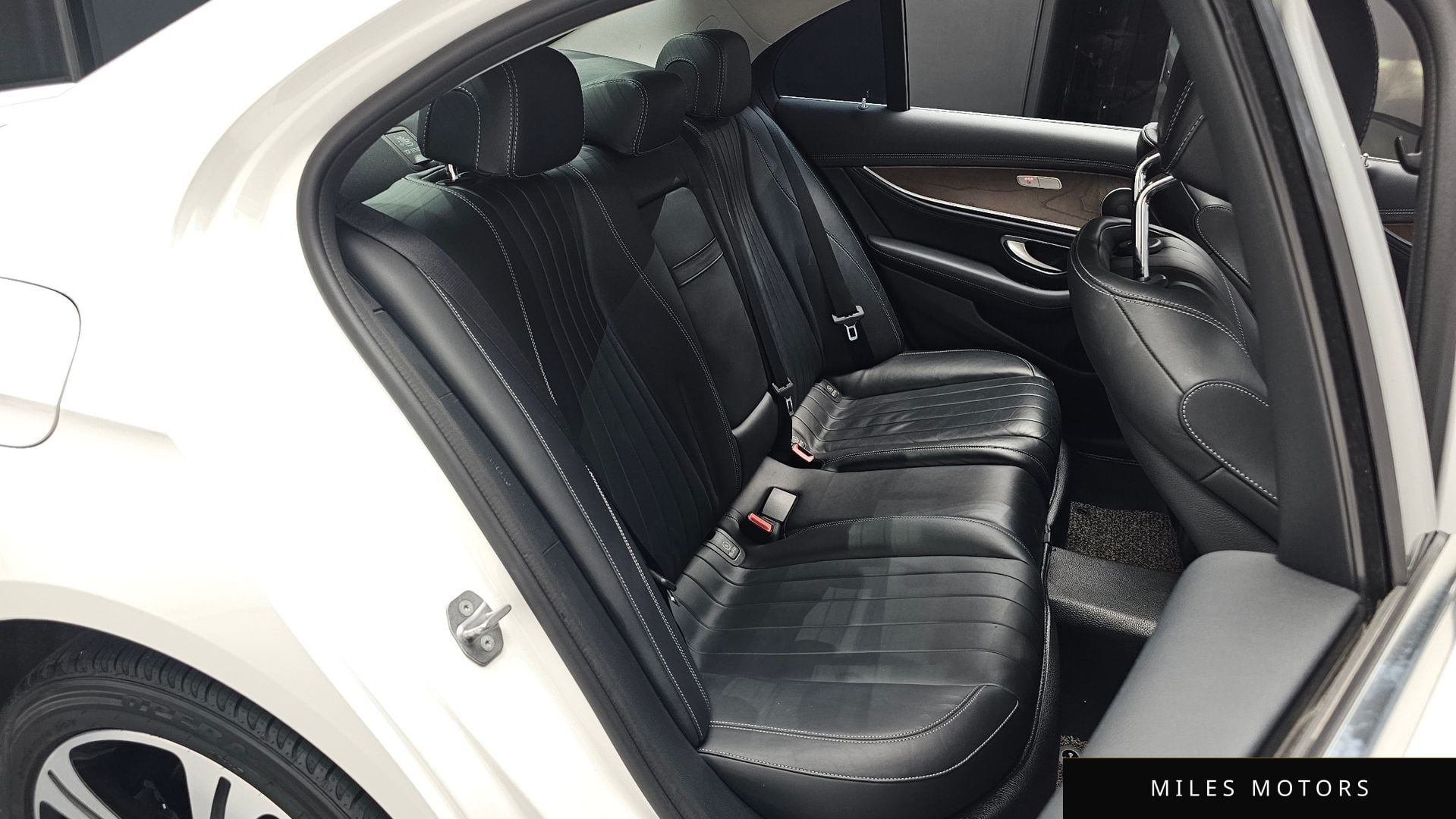 Mercedes-Benz E-Class W213 2017 — миниатюра 11