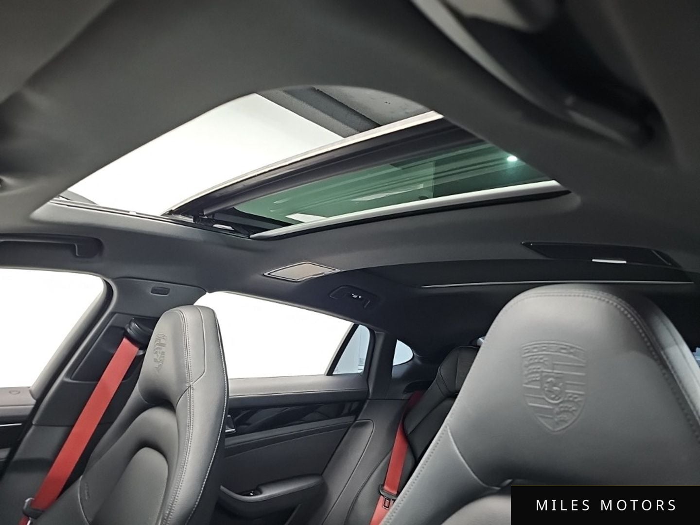 Porsche 파나메라 (971) 2022 — миниатюра 17
