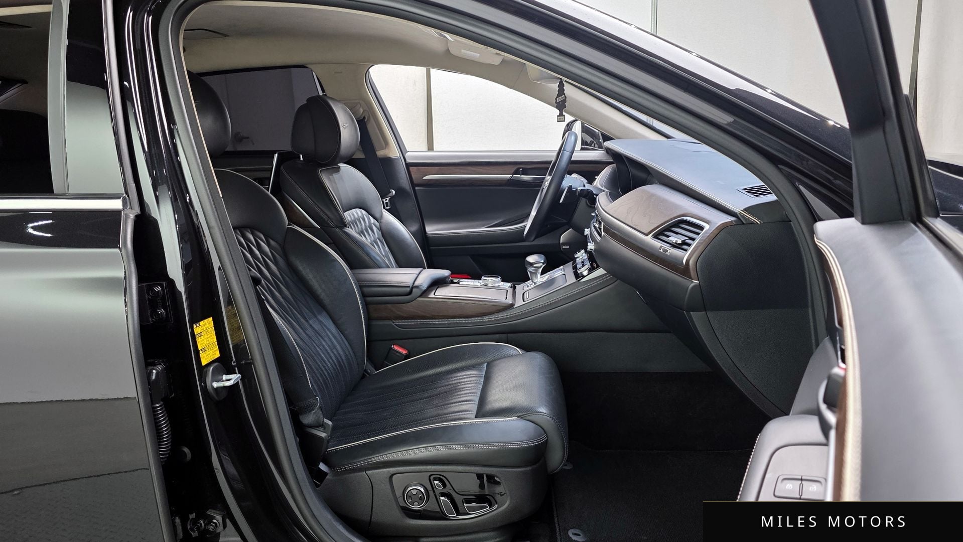 Genesis G90 2019 — миниатюра 10