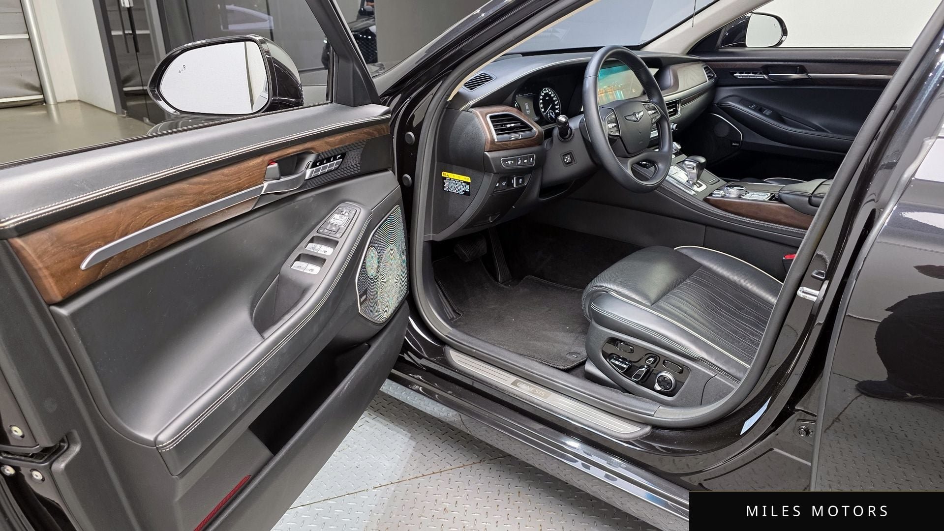 Genesis G90 2019 — миниатюра 11