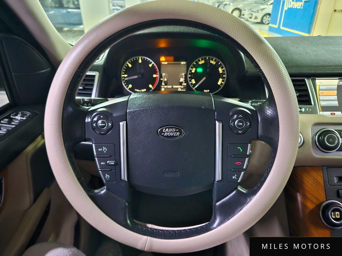 Land Rover Range Rover Sport 2010 — миниатюра 9