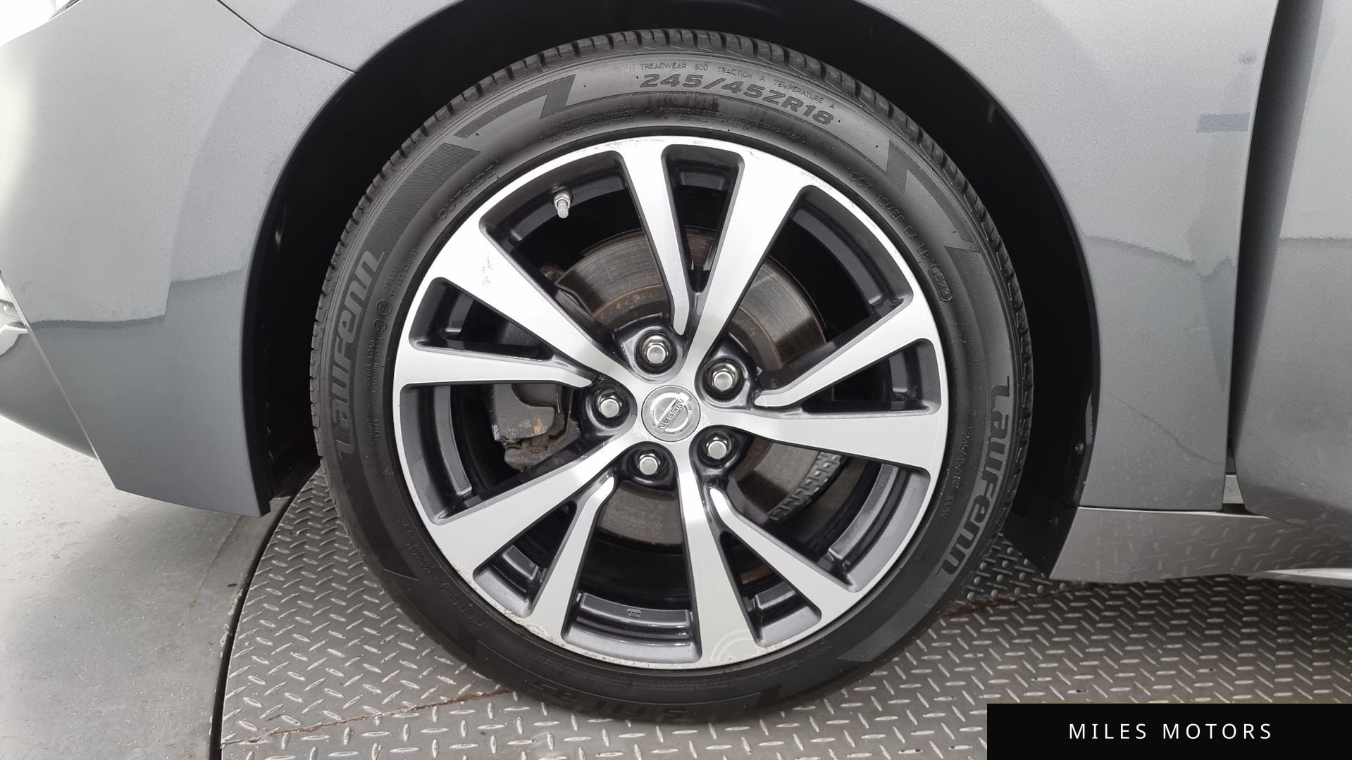 Nissan Maxima 2017 — миниатюра 5