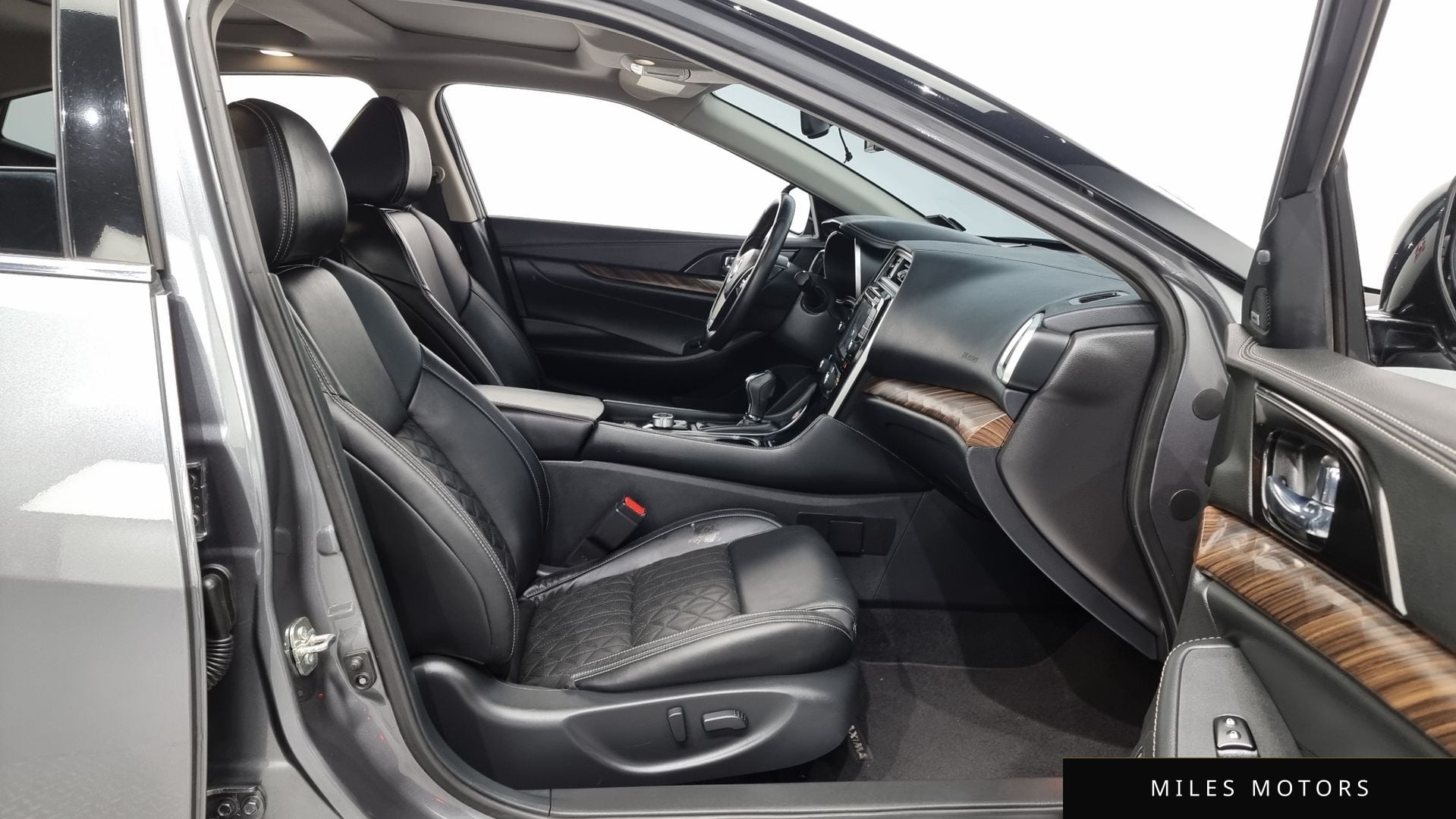 Nissan Maxima 2017 — миниатюра 11