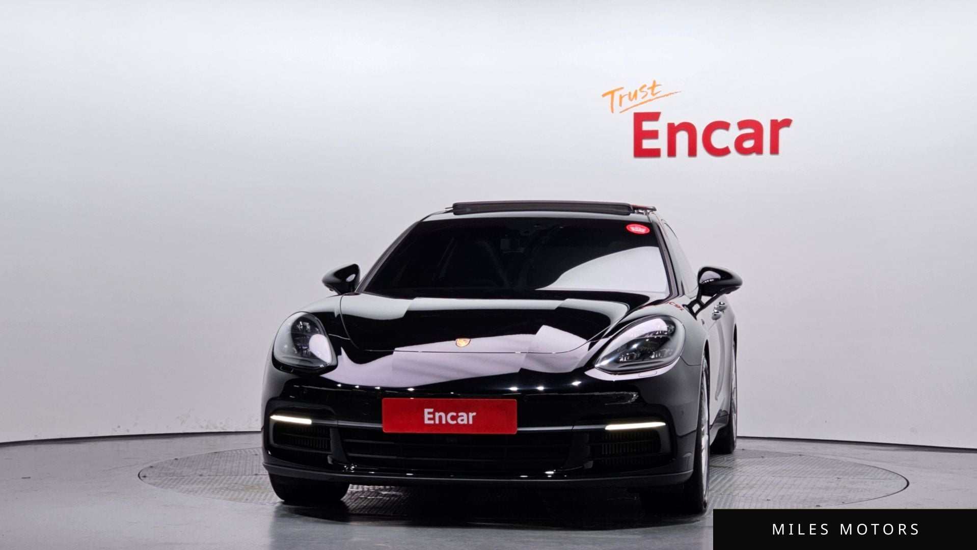 Porsche Panamera 2018 — миниатюра 3