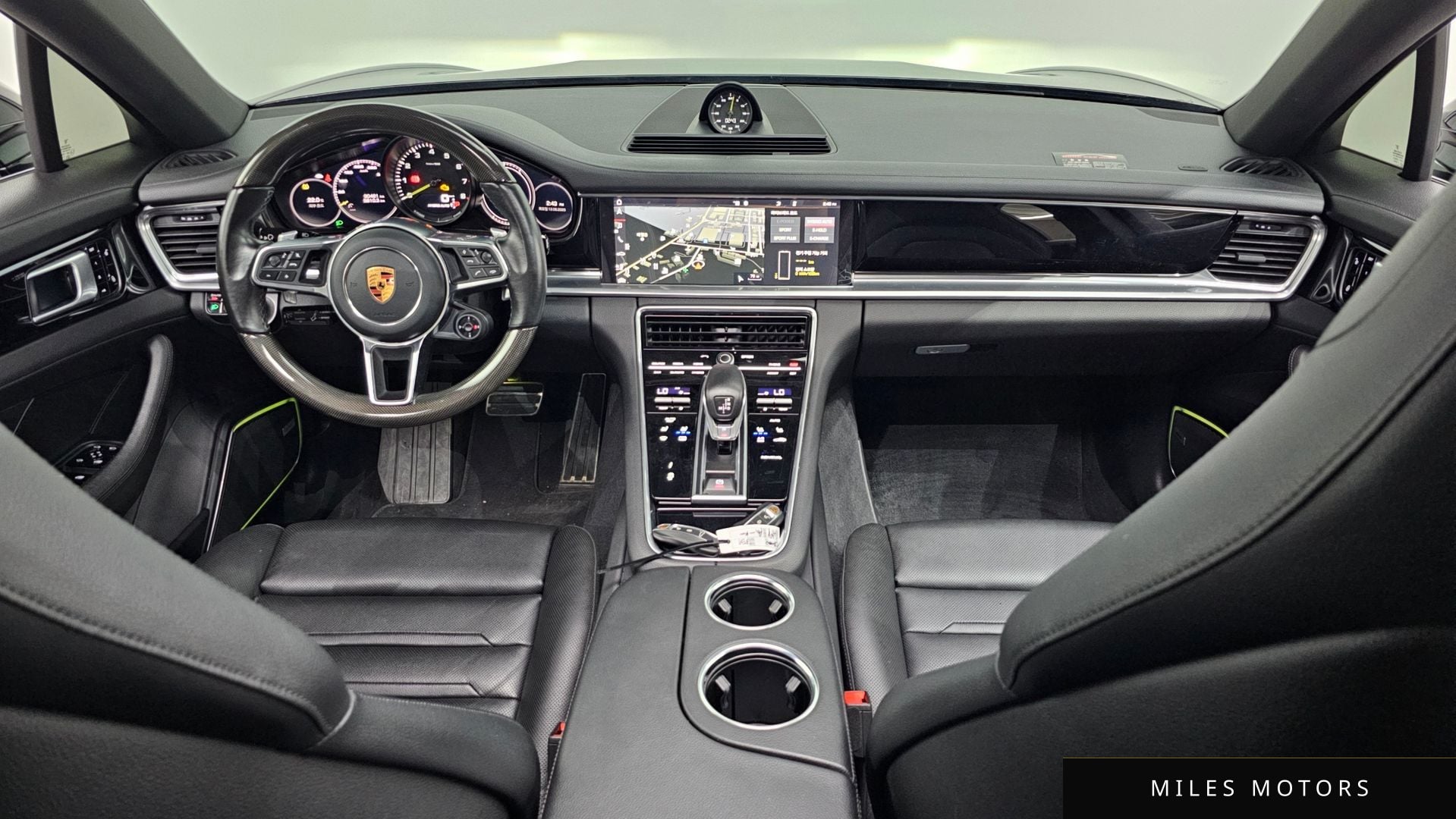 Porsche Panamera 2018 — миниатюра 7