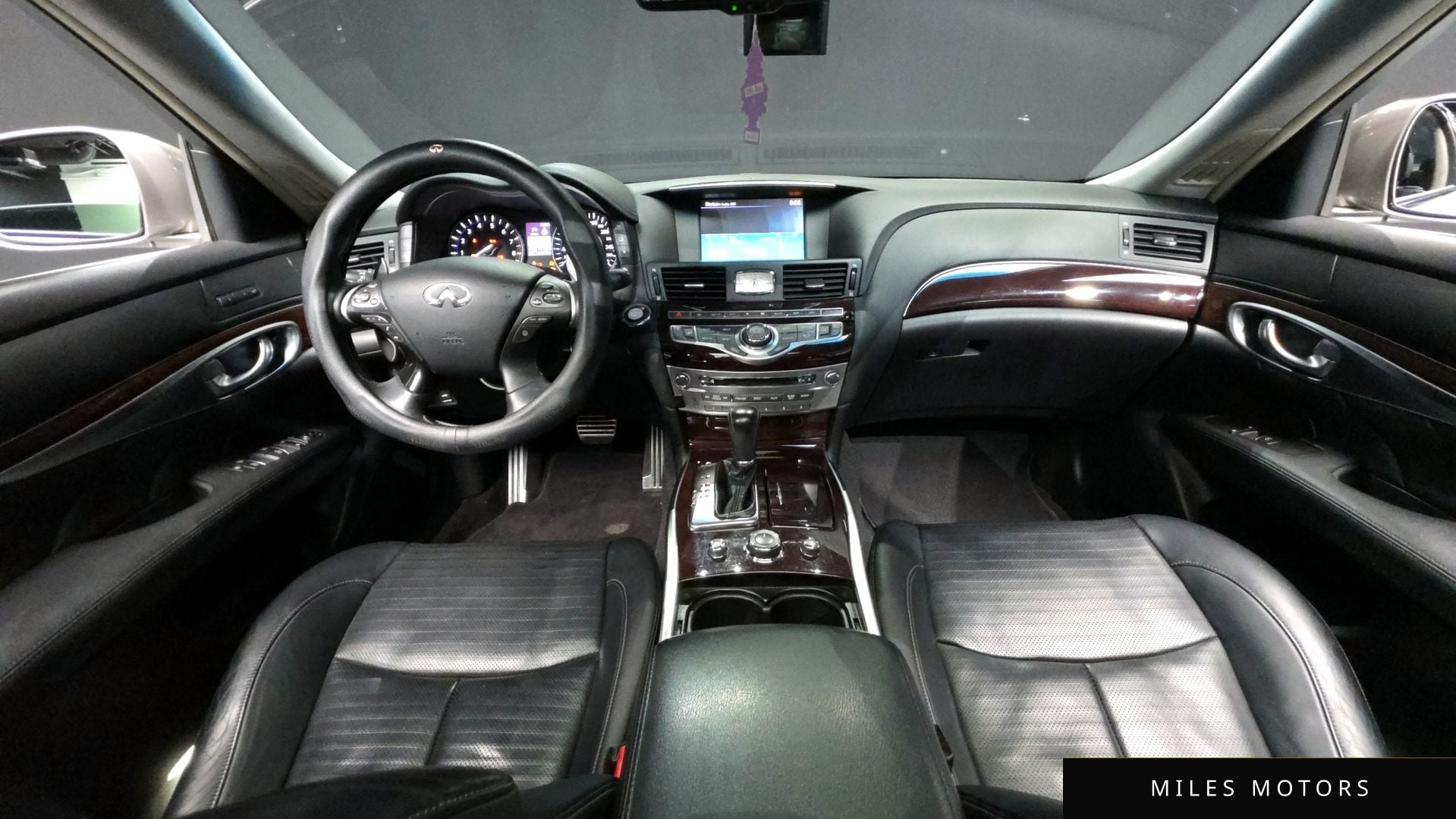 Infiniti M56 2011 — миниатюра 7