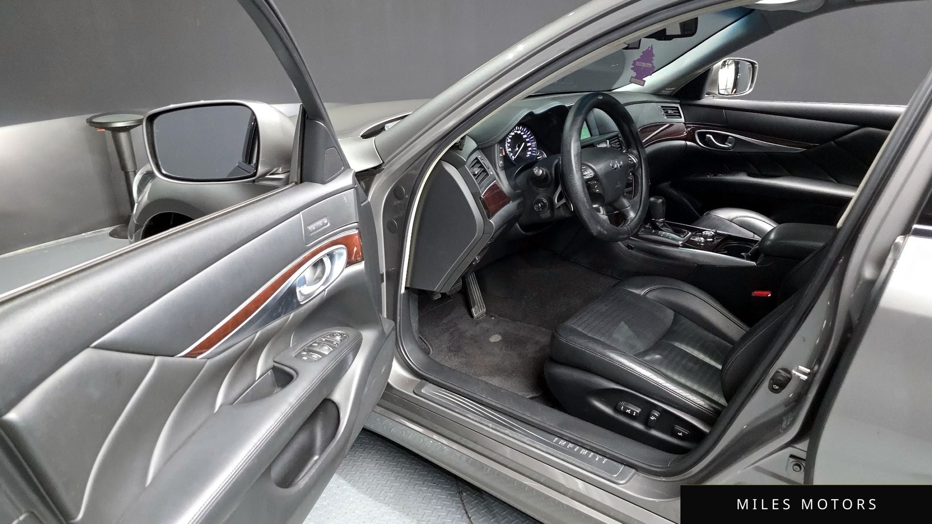 Infiniti M56 2011 — миниатюра 10