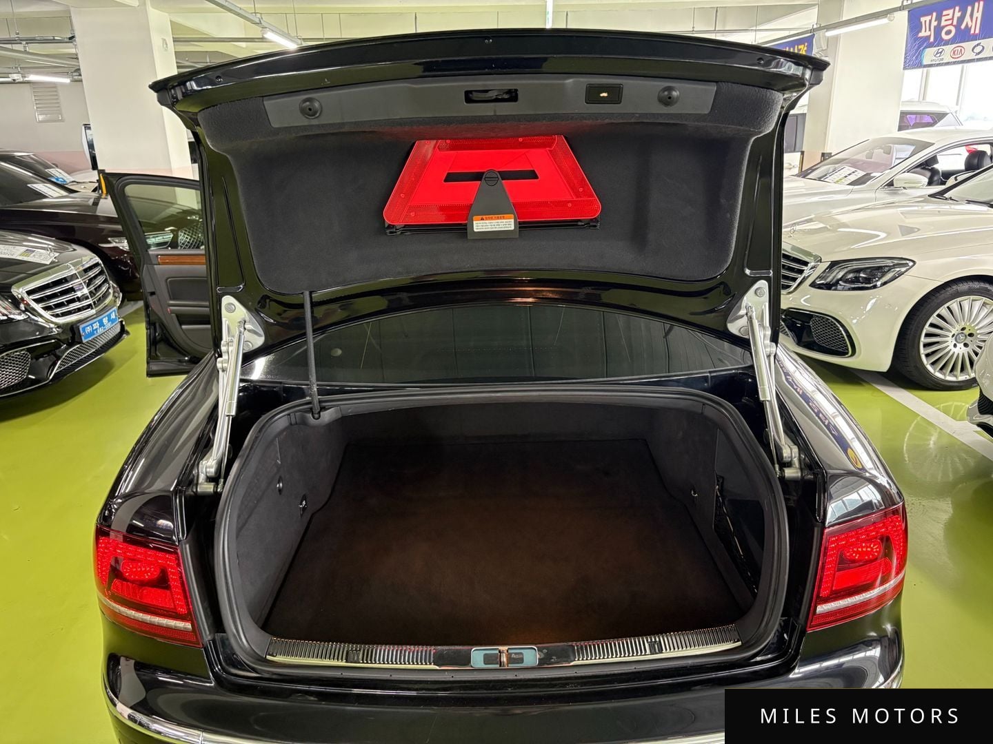 Volkswagen Phaeton 2013 — миниатюра 12