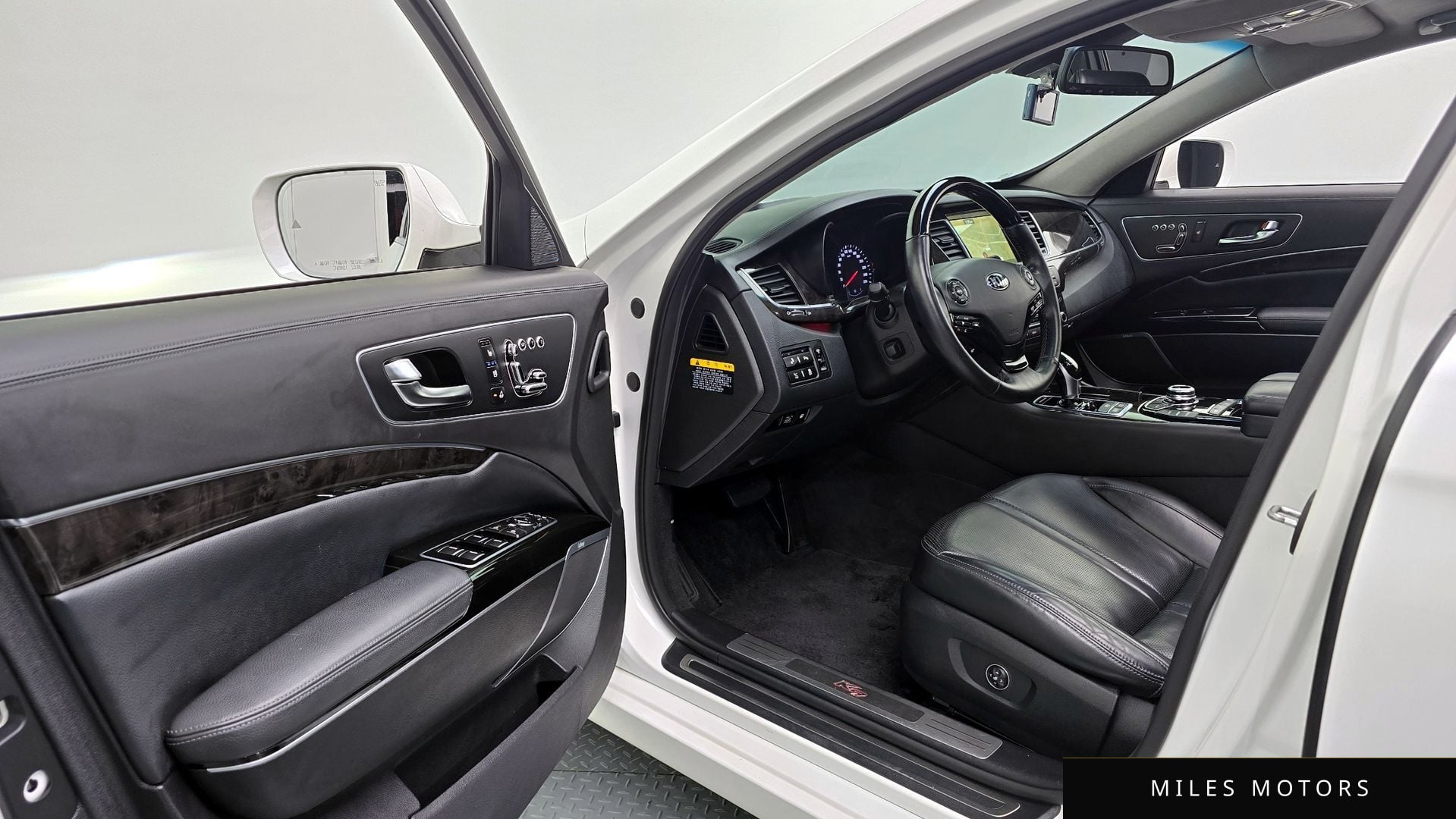Kia K9 2016 — миниатюра 11