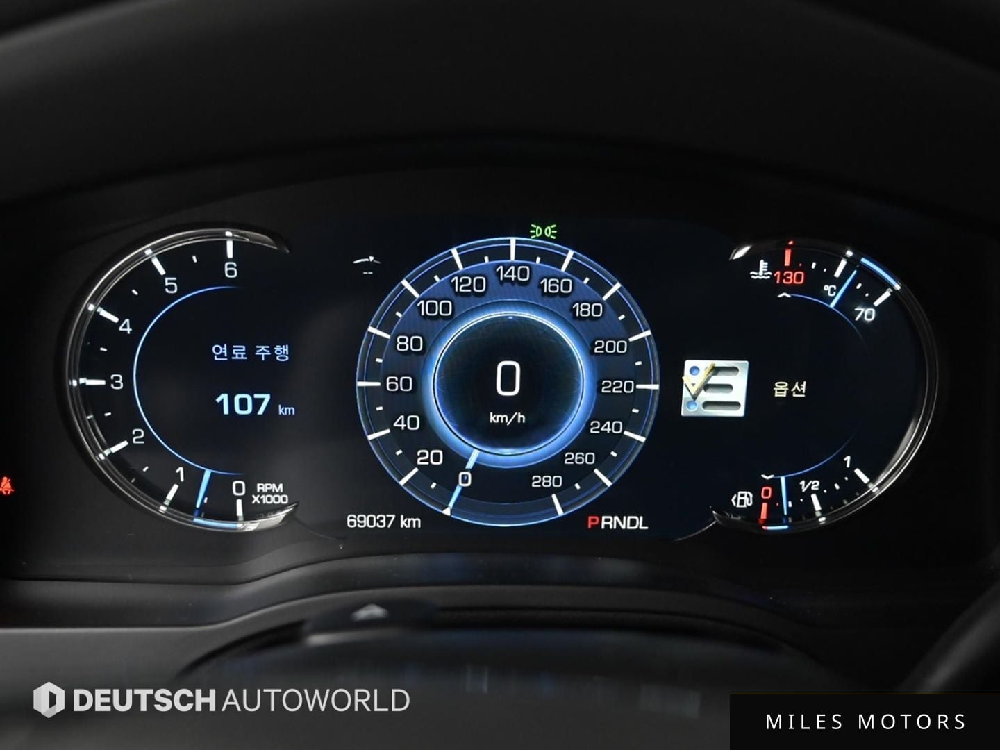 Cadillac Escalade 2019 — миниатюра 8