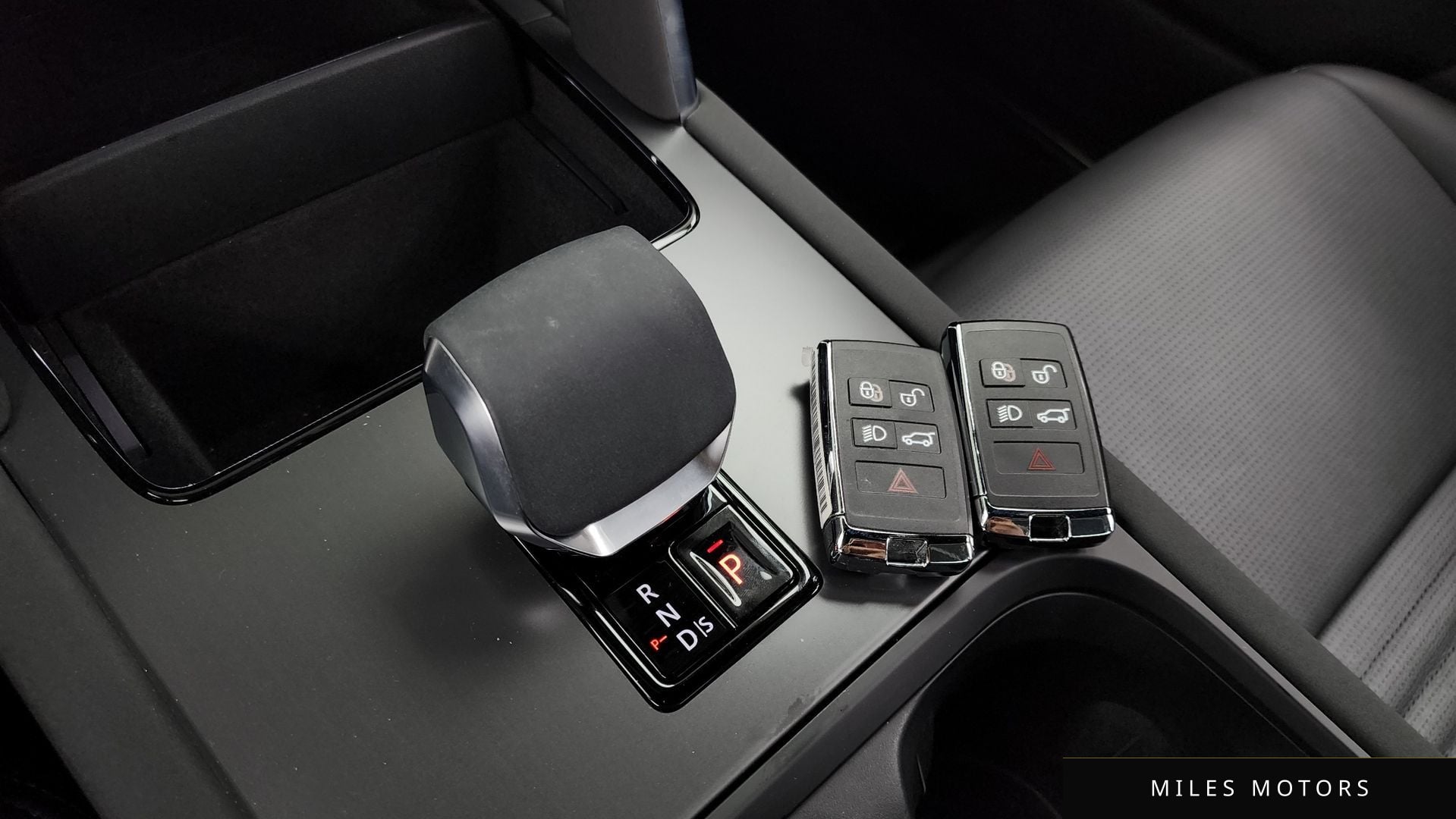 Land Rover Discovery Sport 2024 — миниатюра 9