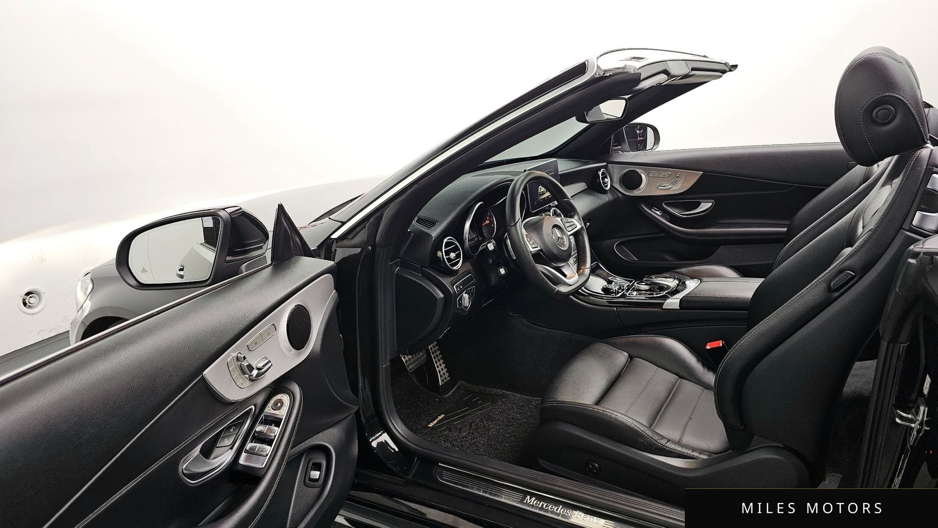 Mercedes-Benz C-Class W205 2018 — миниатюра 11