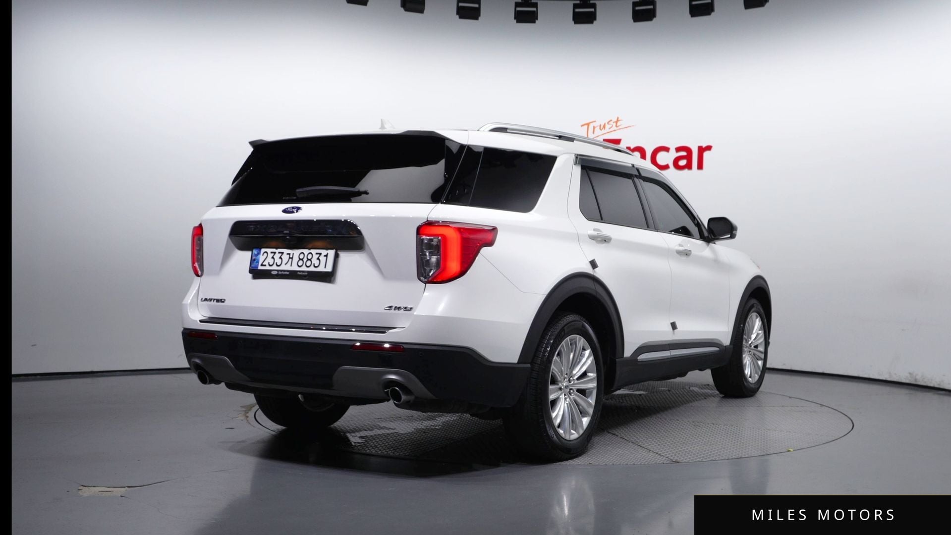 Ford 익스플로러 2023 — миниатюра 2