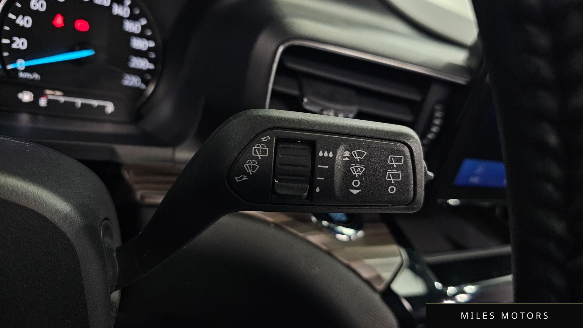 Ford 익스플로러 2023 — миниатюра 14