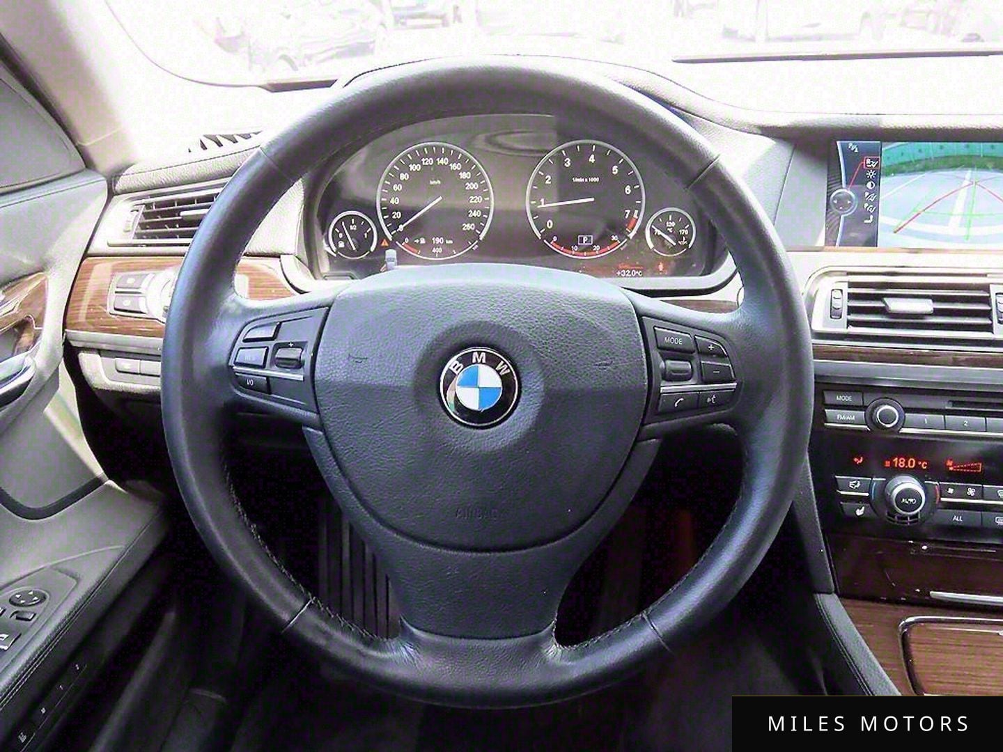 BMW 7시리즈 (F01) 2009 — миниатюра 7