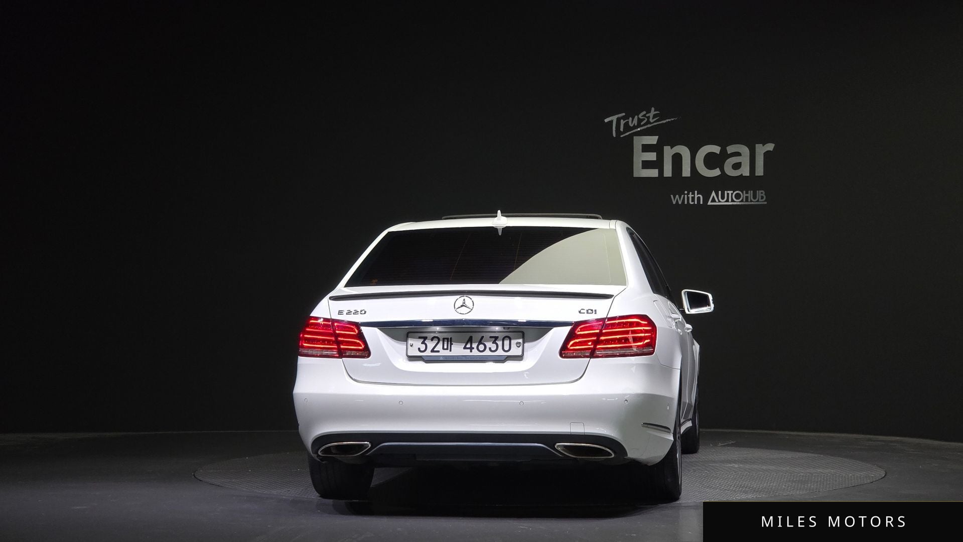 Mercedes-Benz E-Class W212 2016 — миниатюра 4