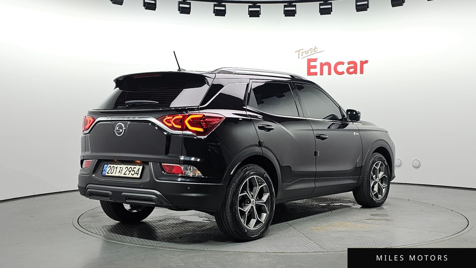 KG Mobility Beautiful Korando 2022 — миниатюра 2