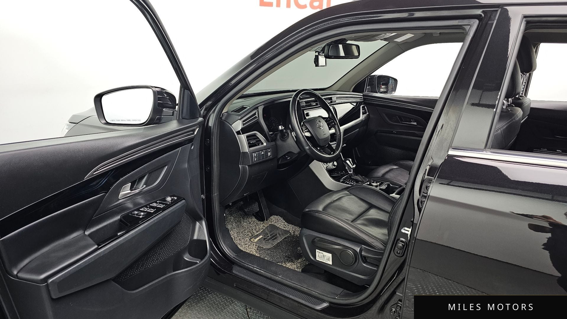 KG Mobility Beautiful Korando 2022 — миниатюра 10