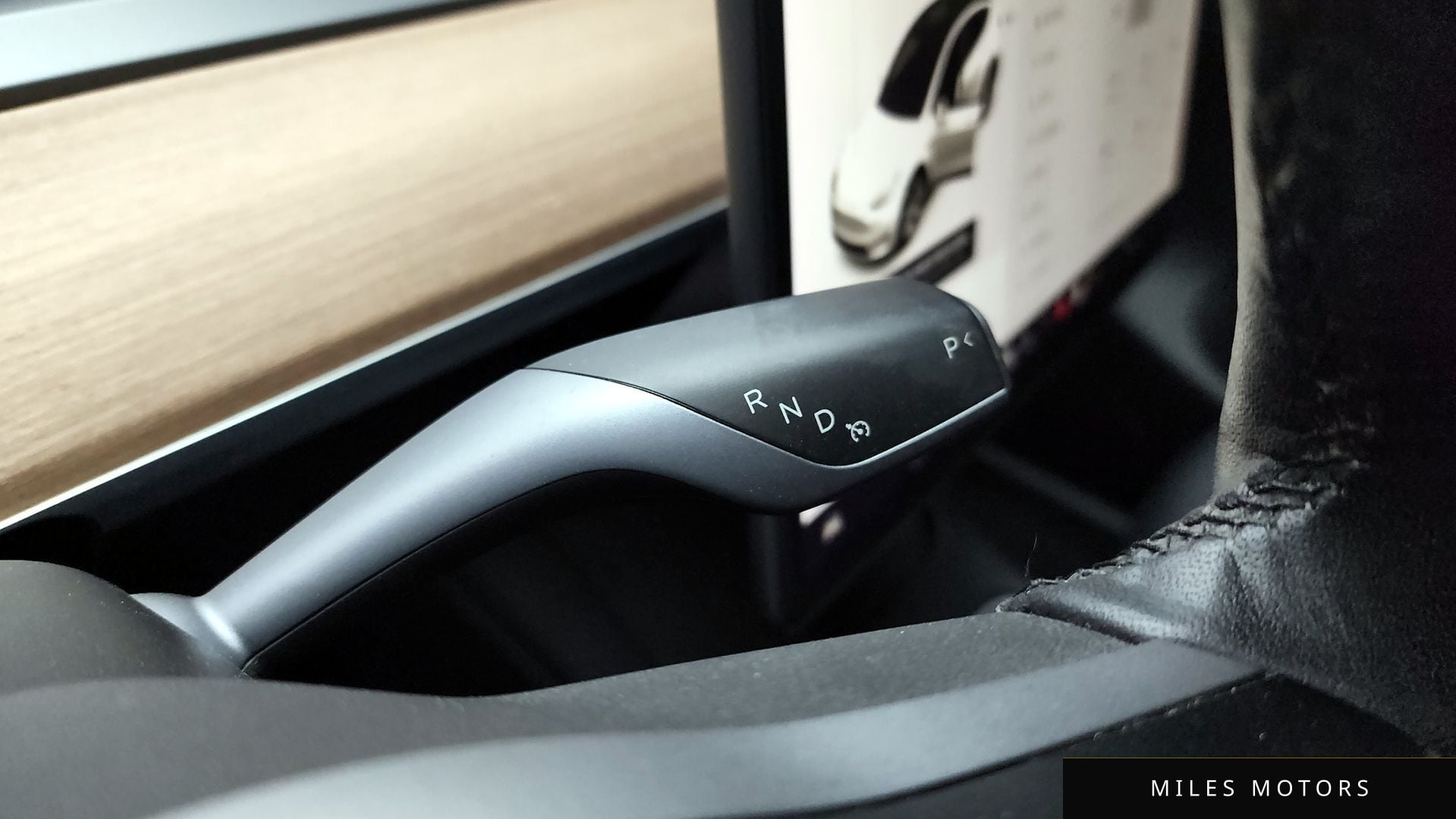 Tesla Model Y 2021 — миниатюра 9