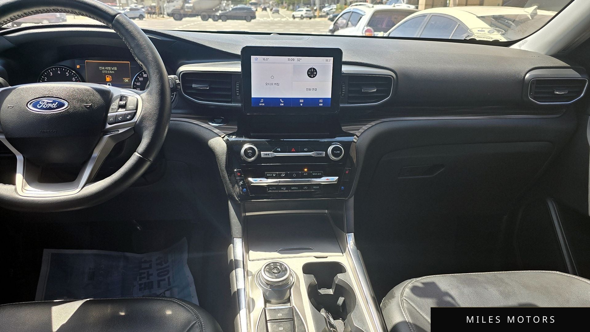 Ford Explorer 2022 — миниатюра 12