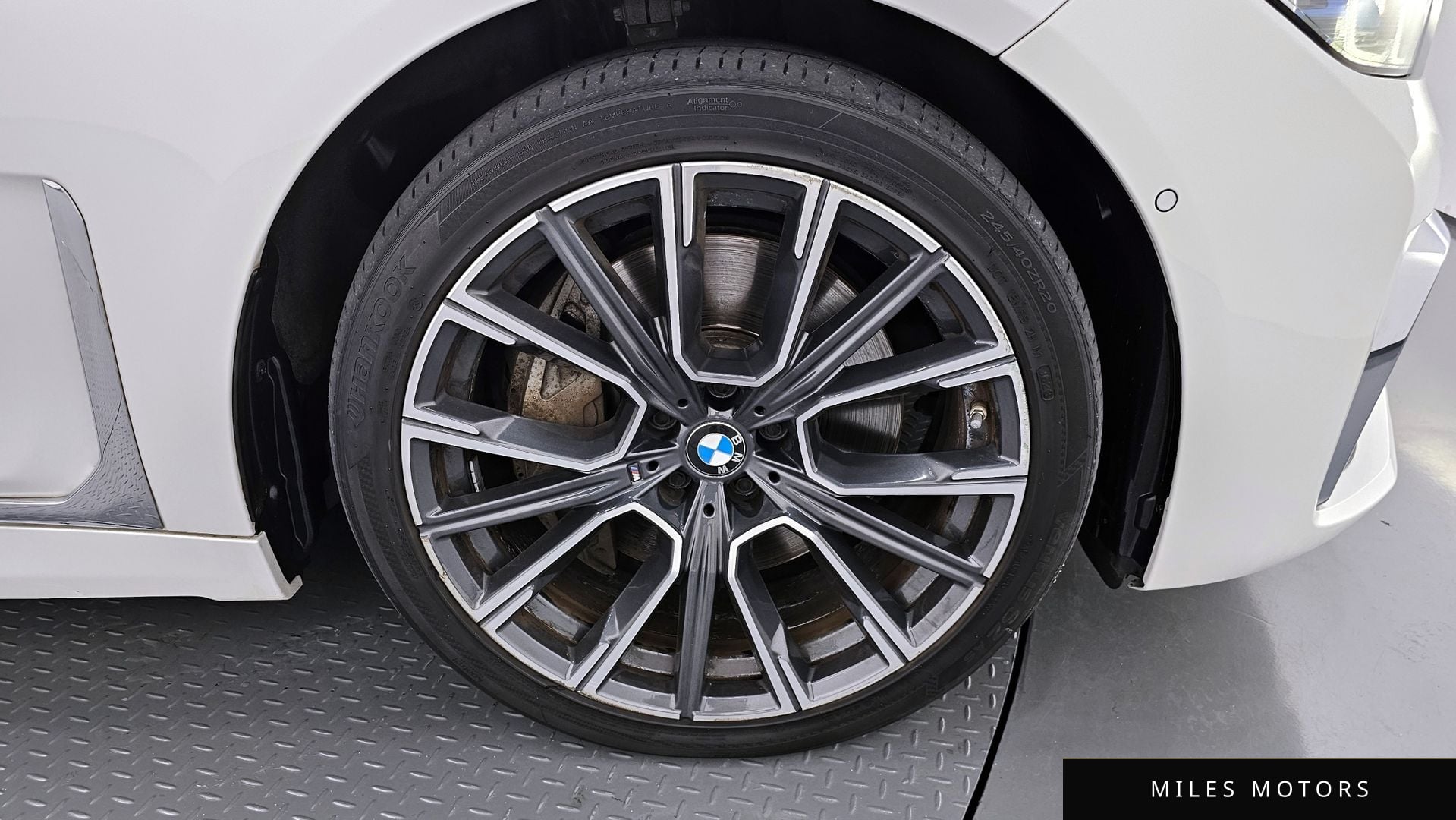 BMW 7 Series (G11) 2020 — миниатюра 5