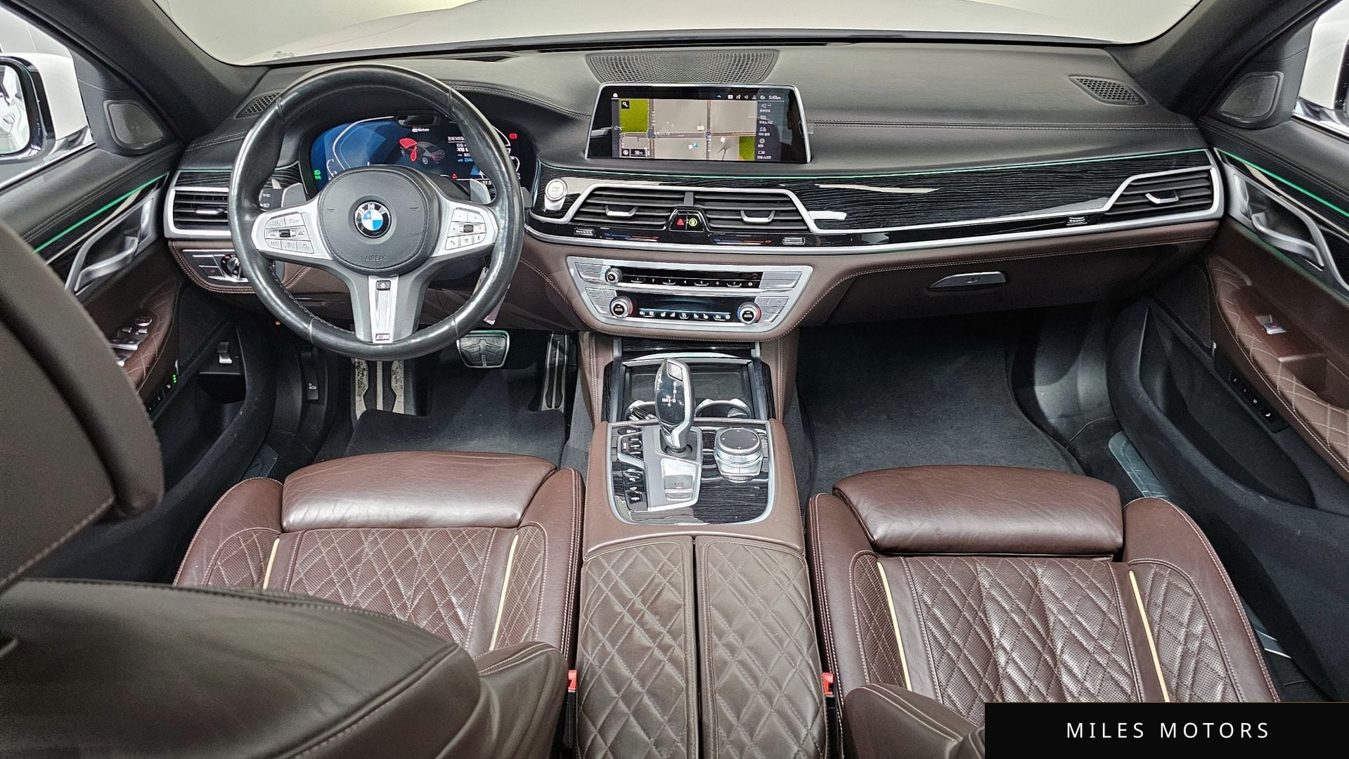 BMW 7 Series (G11) 2020 — миниатюра 7