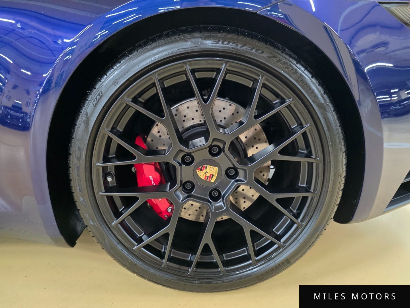 Porsche 911 (992) 2024 — миниатюра 5