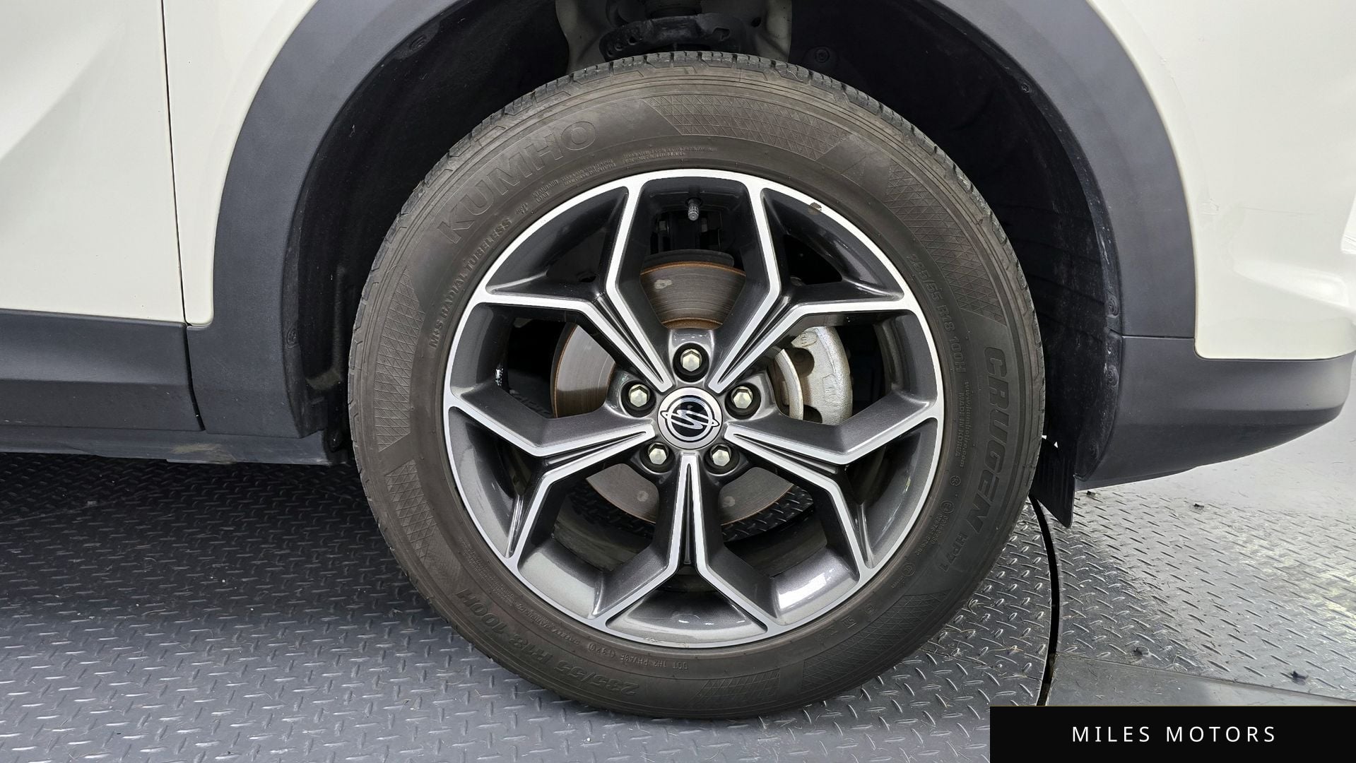 KG Mobility Beautiful Korando 2022 — миниатюра 5