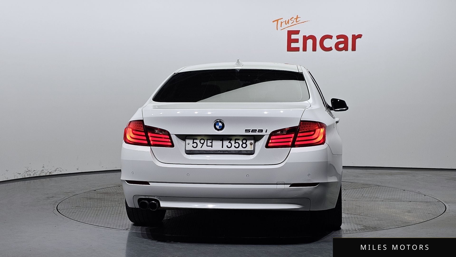BMW 5 Series (F10) 2012 — миниатюра 4