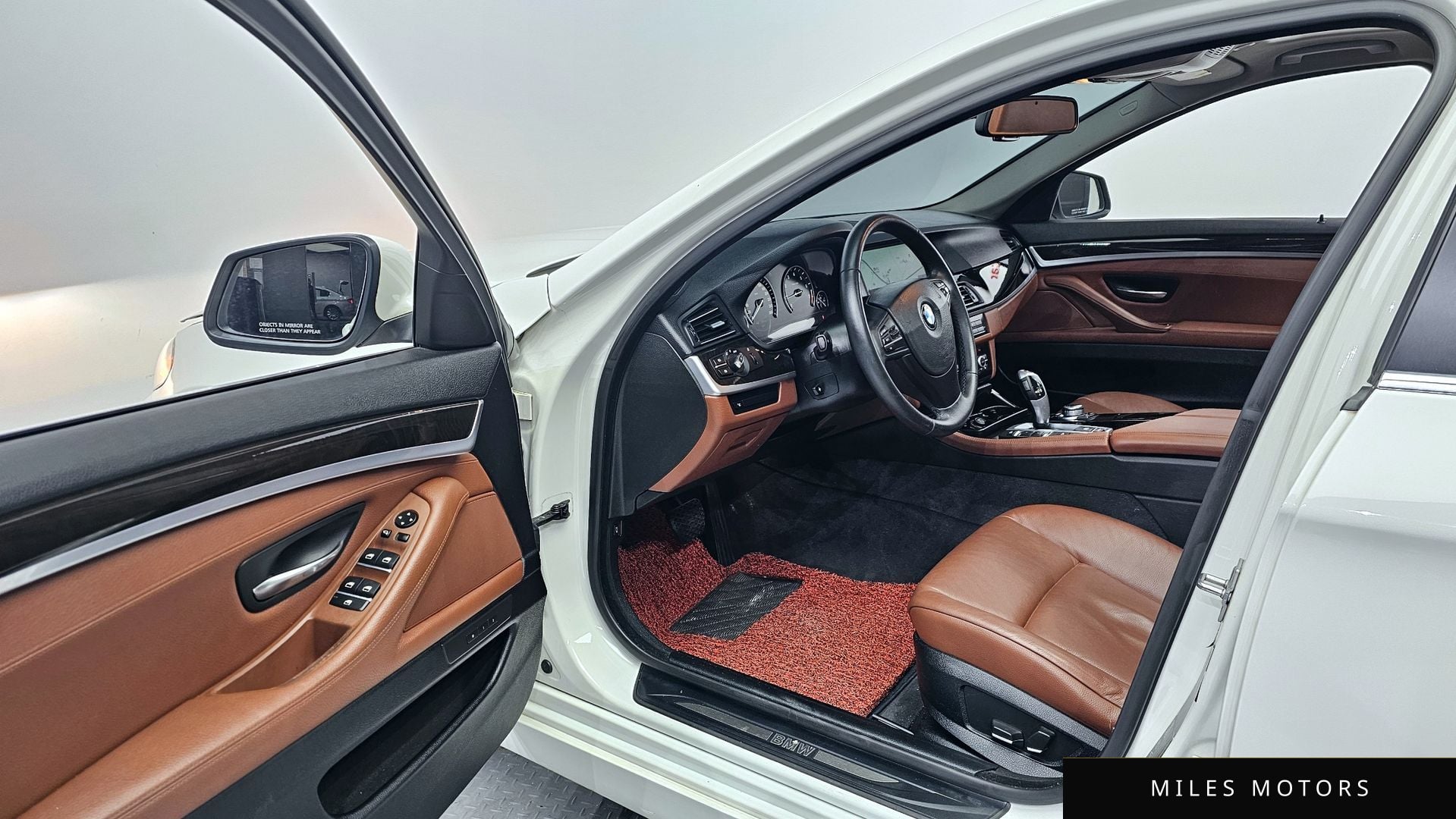 BMW 5 Series (F10) 2012 — миниатюра 11