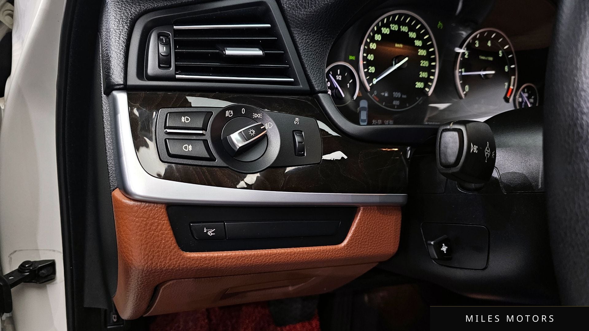 BMW 5 Series (F10) 2012 — миниатюра 14