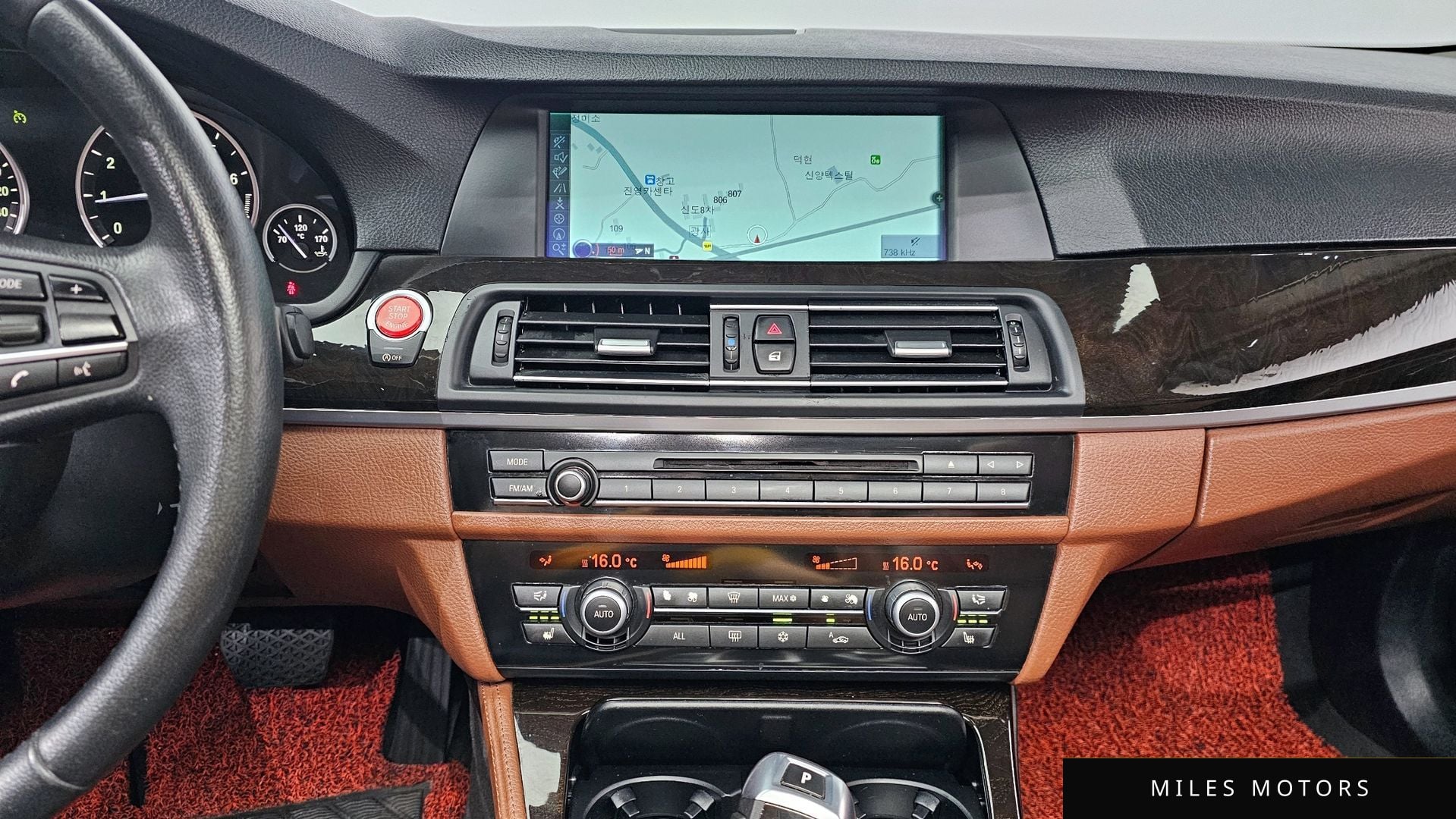 BMW 5 Series (F10) 2012 — миниатюра 15