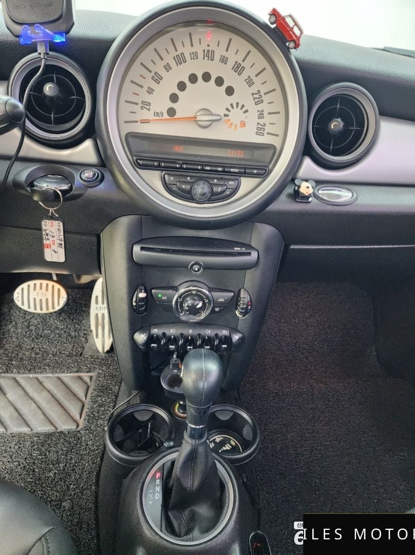 MINI Cooper 2013 — миниатюра 14