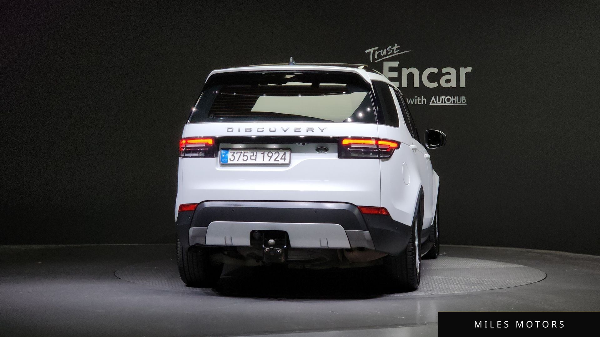 Land Rover Discovery 2019 — миниатюра 4