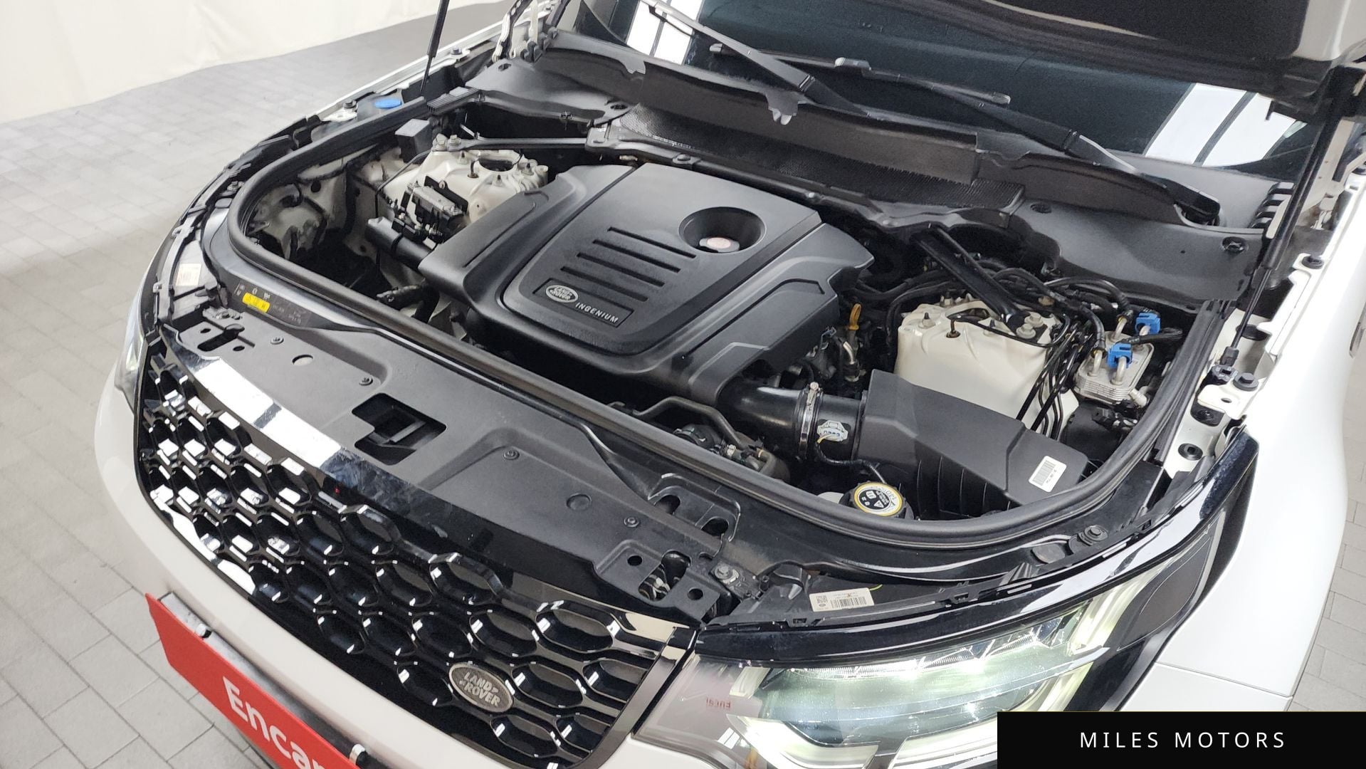 Land Rover Discovery 2019 — миниатюра 6