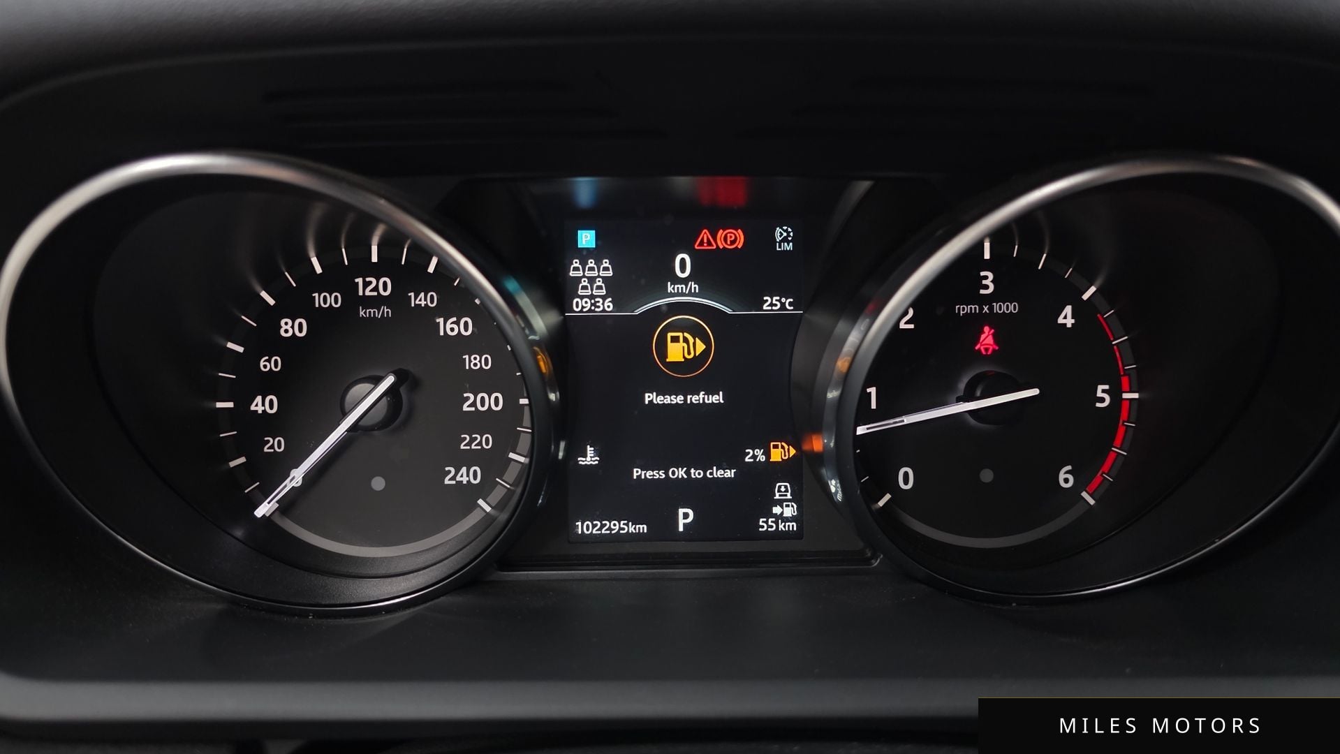 Land Rover Discovery 2019 — миниатюра 8