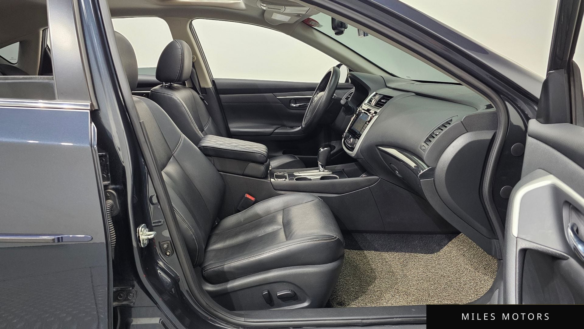 Nissan Altima 2018 — миниатюра 10