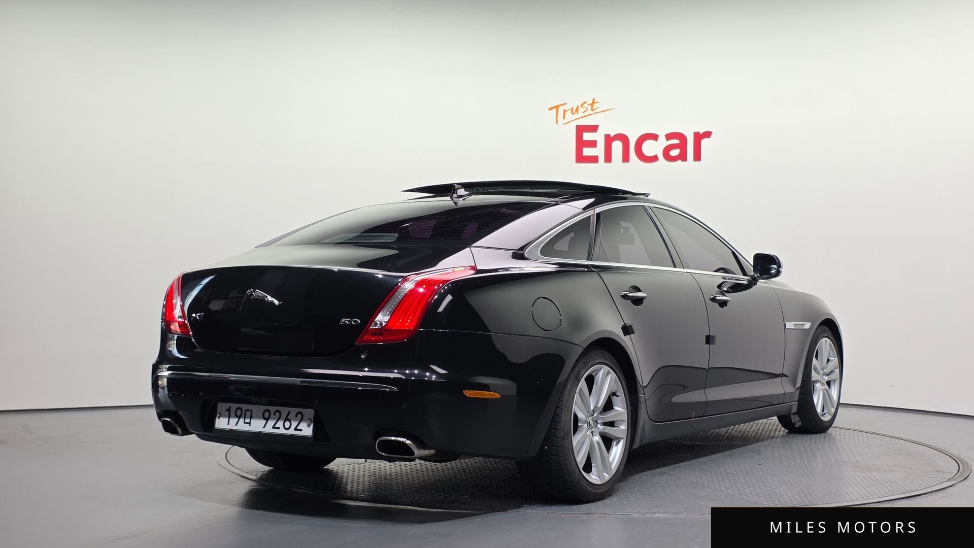 Jaguar All New XJ 2013 — миниатюра 2