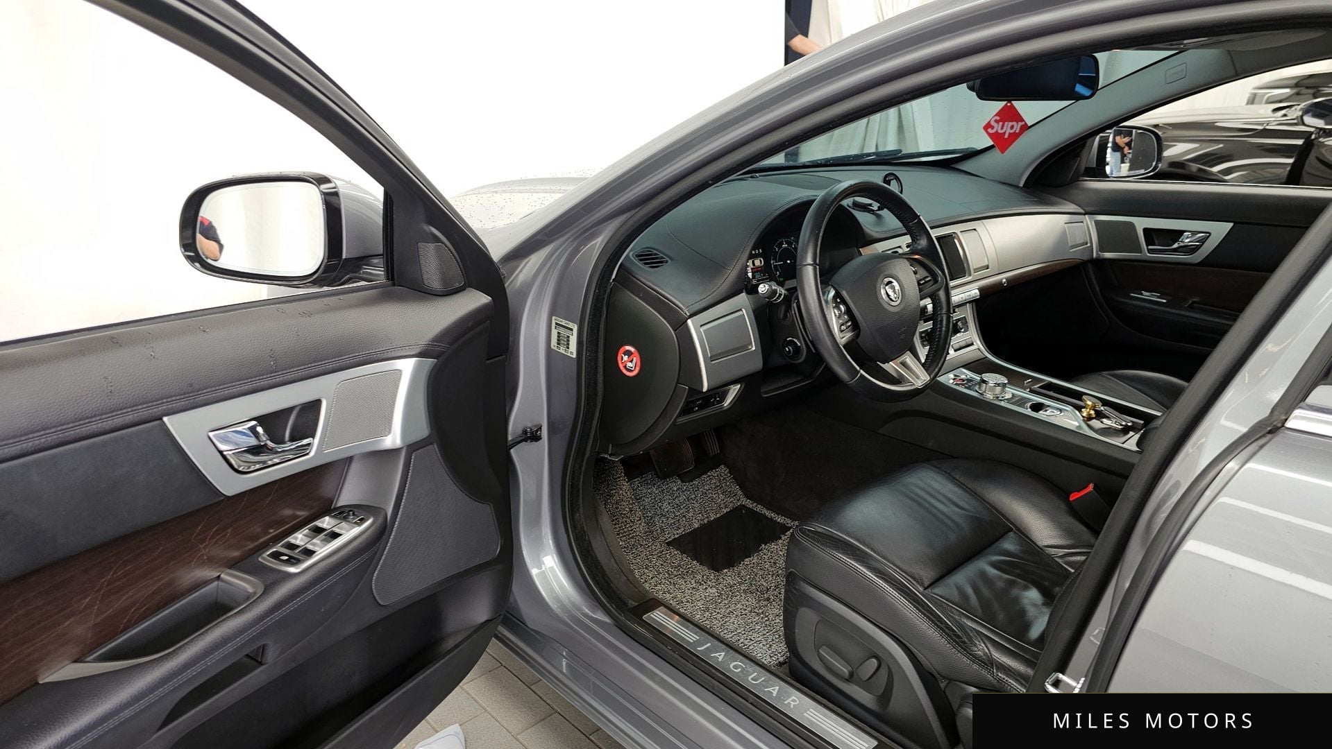 Jaguar New XF 2012 — миниатюра 10