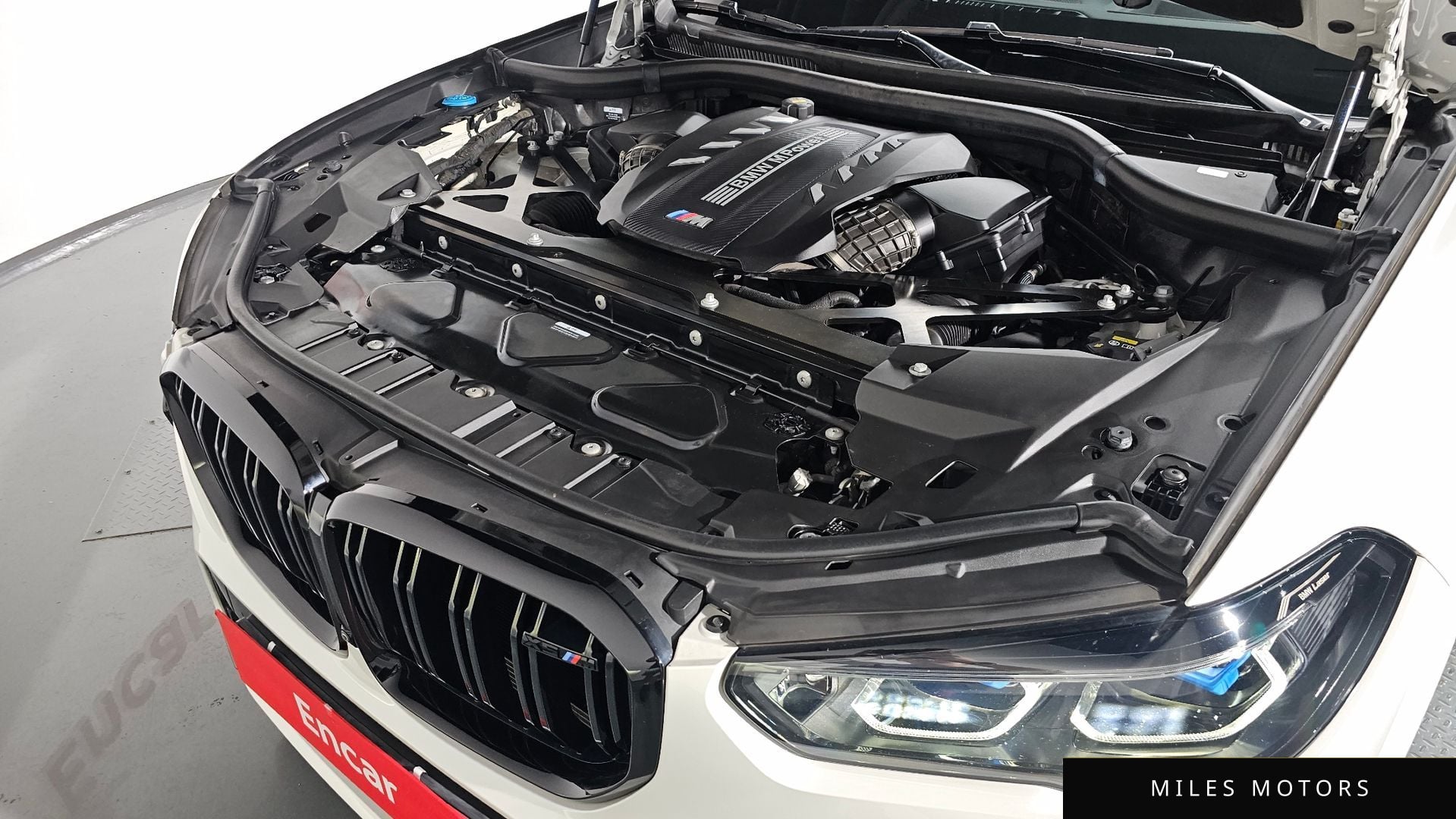 BMW X5M (G05) 2023 — миниатюра 6