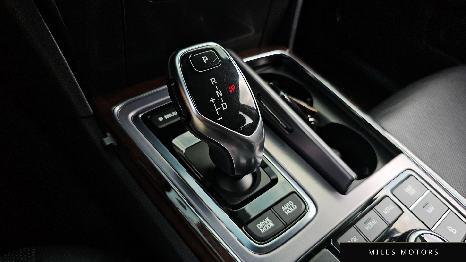 Hyundai Equus 2015 — миниатюра 9