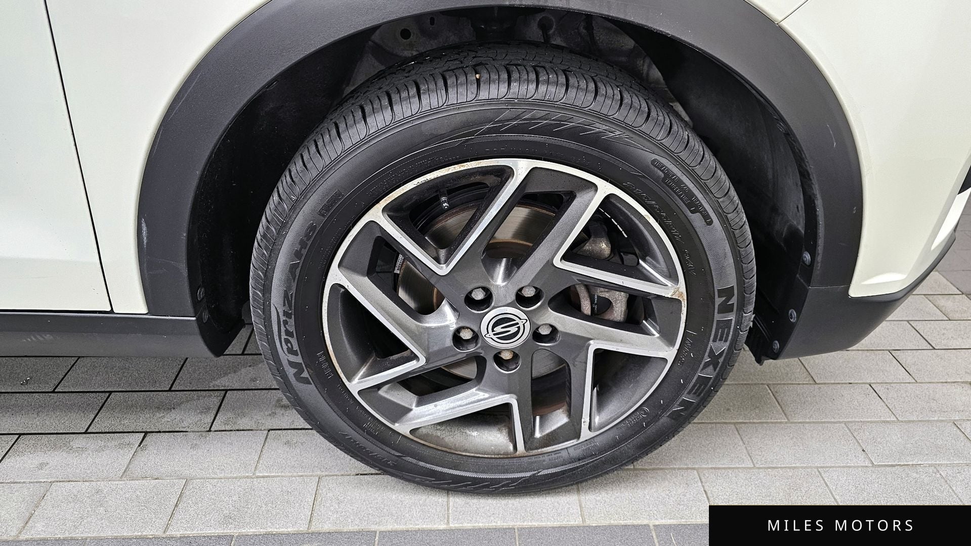 KG Mobility 티볼리 에어 2021 — миниатюра 5