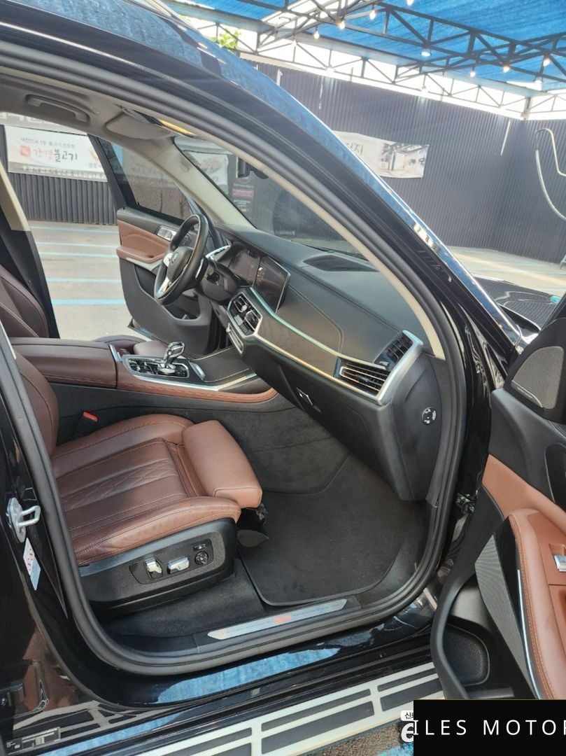 BMW X7 (G07) 2022 — миниатюра 10